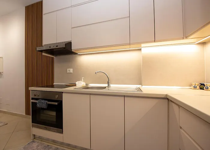 Riviera Daire Avlonya